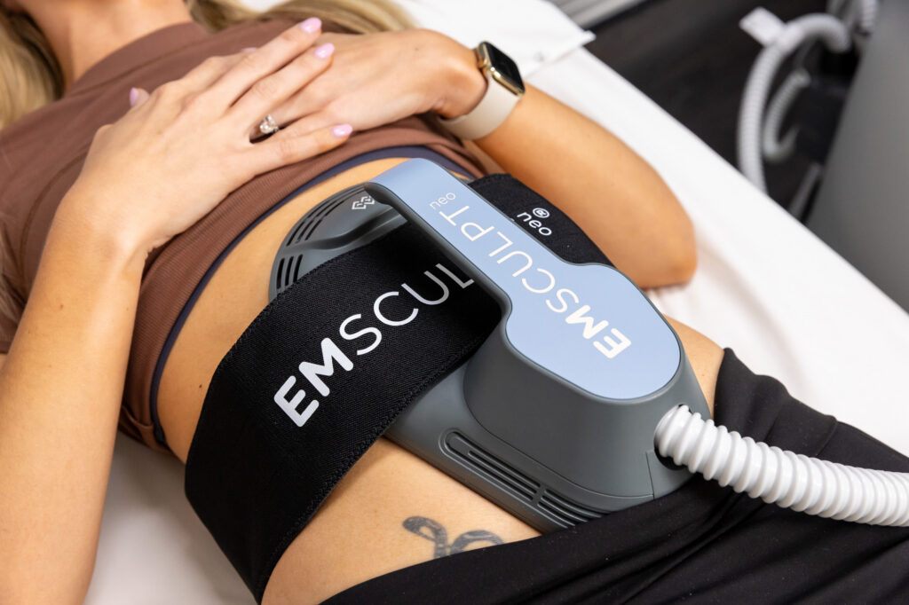 Muscle stimulation in body sculpting programs